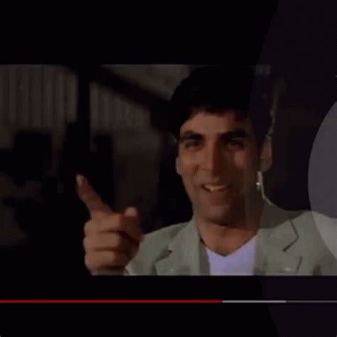 Akshay Kumar Swap GIF - Akshay Kumar Swap Smile - Discover & Share GIFs