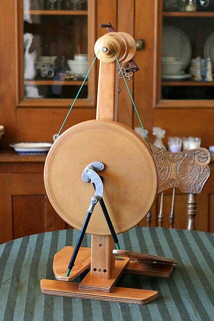 Majacraft Pioneer Spinning Wheel Spinning Wheels Pioneer Fiber