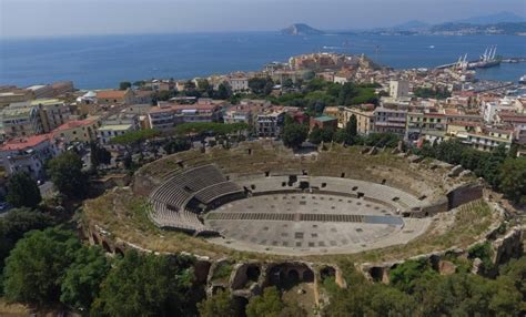 Anfiteatro Flavio Di Pozzuoli Campania For You