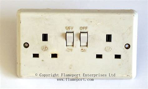 mk plastic double socket outlets