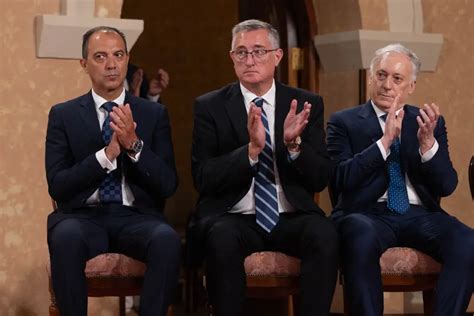 Fotos de la toma de posesión de los consejeros del Gobierno de Aragón