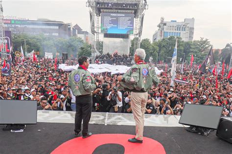 FOTO Lautan Manusia Penuhi Kampanye Terakhir Ganjar Mahfud Di Semarang