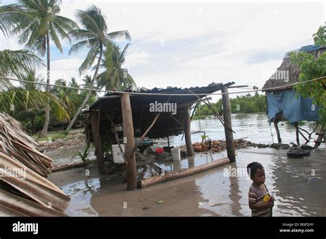 Kiribati Atoll Hi Res Stock Photography And Images Alamy