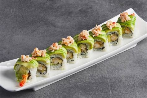 What Is A Dragon Roll Made Of Oak Rowan Foodie