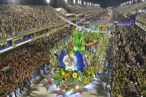 Rio Carnival Parade from a Prime Box 2024 - Rio de Janeiro