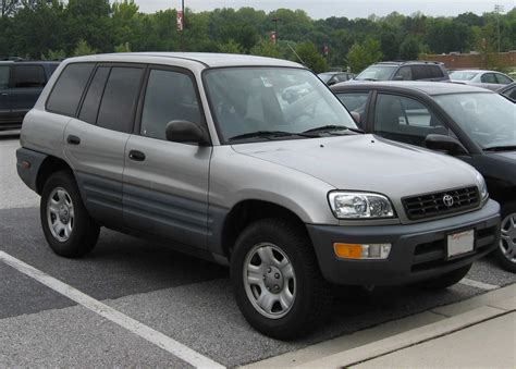 2000 Toyota RAV4 - Information and photos - MOMENTcar