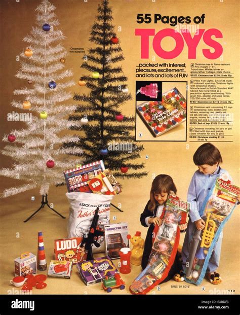 Relive The Magic Of Christmas Decorations 1970s With These Retro