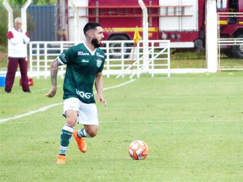 Caldense E Leleco Chegam A Acordo E Atacante Renova Para A Disputa Da