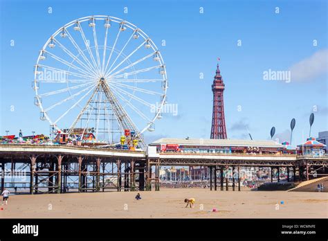 Blackpool Fylde Coast Lancashire England Big Wheel On Central Pier