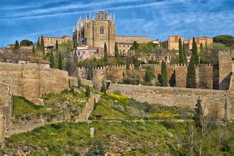 The Walls of Toledo in Spain Stock Photo - Image of spain, tower: 146651688