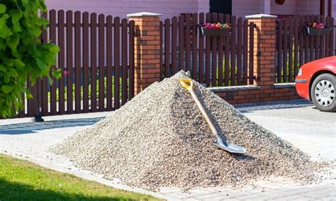 How Much Does A Yard Of Gravel Weigh