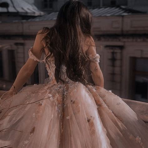 Pin By Ari ♡ On Lit — Caraval In 2021 Royalty Aesthetic Princess