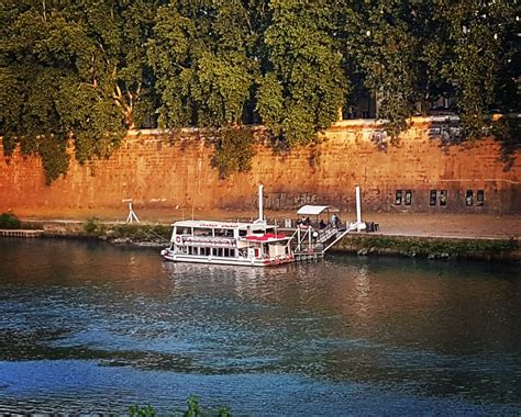 Rio Tibre E Ilha Tiberina Em Roma