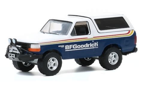 Diecast Model Cars Ford Bronco 164 Greenlight Bluewhite Bf Goodrich