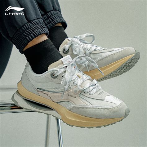 Кроссовки LI-NING - купить с доставкой по выгодным ценам в интернет ...