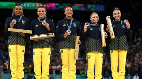 Medalhista Ol Mpica Brasileira Da Gin Stica Passa Por Cirurgia No Ombro