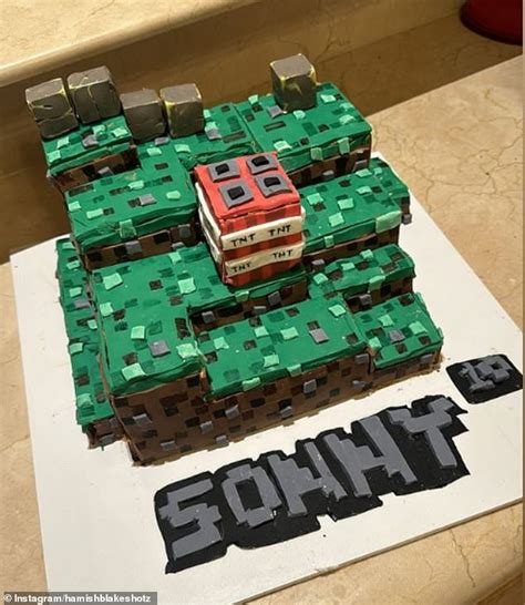 Hamish Blake Surprises Son With Extravagant Custom Minecraft Cake For