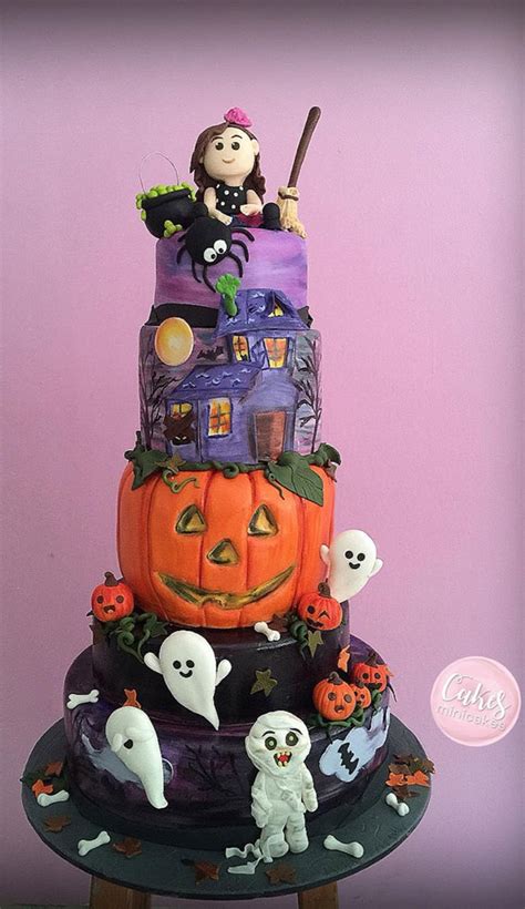 Cool Halloween Cakes