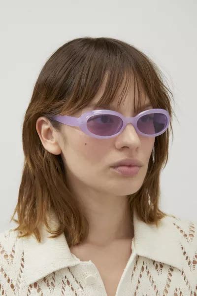 Mazzy 90s Plastic Chunky Oval Sunglasses Urban Outfitters