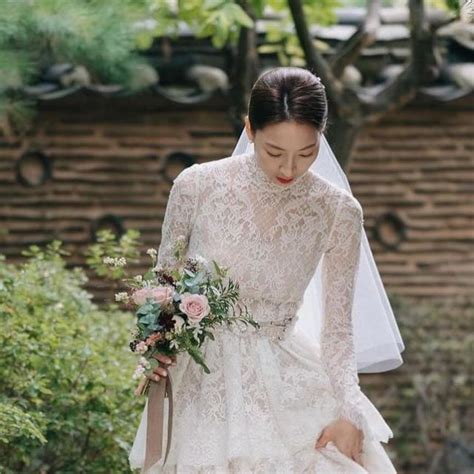 Hwangjeongah 황정아웨딩 On Instagram Hwang Jeongah Wedding And Dress Butik