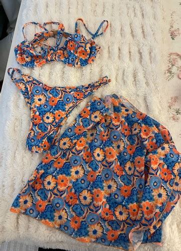 Kulani Kinis Bikini Set Sarong Underwire Top Sz Small Bottom Size Medium NWOT EBay