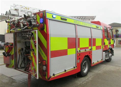 West Yorkshire Fire Rescue Service YK16 XXJ Volvo Fire