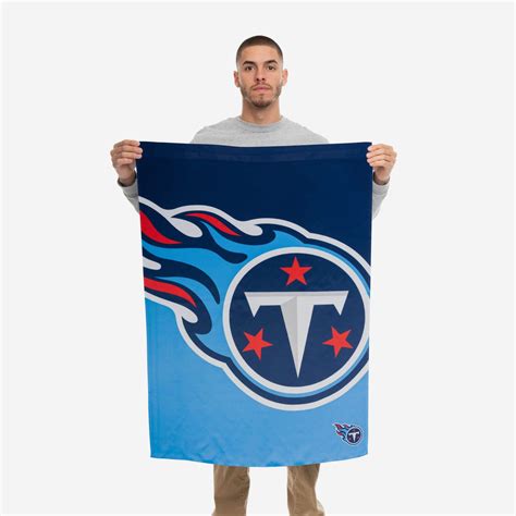 Tennessee Titans Vertical Flag FOCO