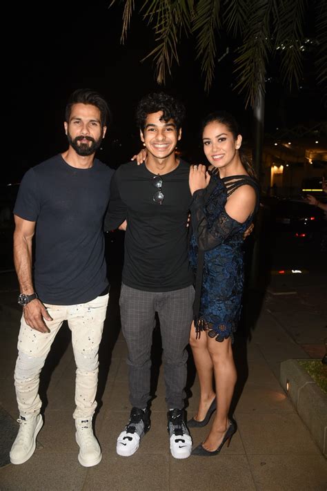 Shahid Kapoor Walks Hand In Hand With Mira Rajput After Celebrating Her