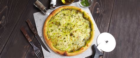 Pizza With Pesto Sauce Our Italian Recipes Fratelli Carli