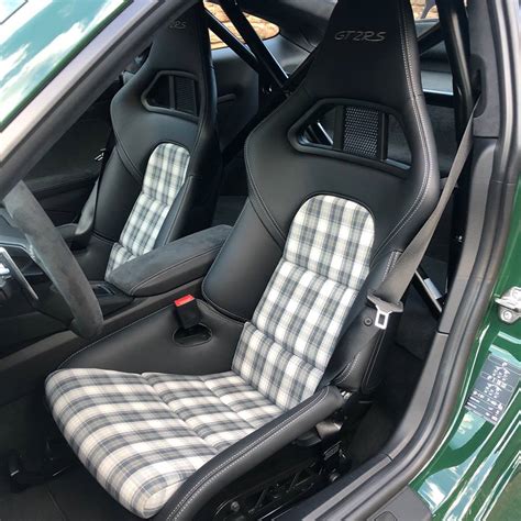 British Racing Green Porsche 911 Gt2 Rs With White Gold Metallic Wheels Is Posh Autoevolution