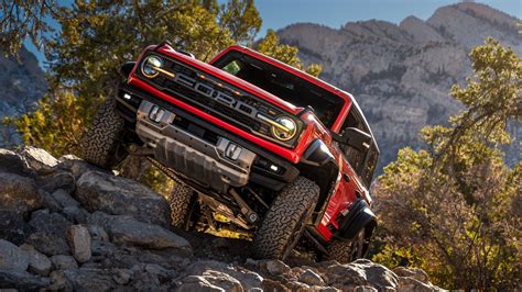 Ford Offers Bronco Raptor Owners Off Roadeo Experience