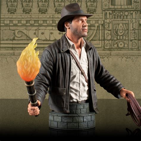 Gentle Giant Raiders Of The Lost Ark Indiana Jones Mini Bust