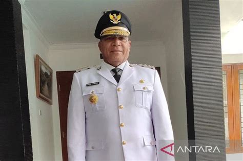 Paulus Waterpauw Dilantik PJ Gubernur Situasi Papua Barat Aman ANTARA