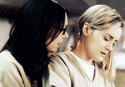 Me I Went From Shipping A Blonde And A Brunette T Tumbex