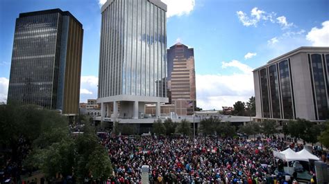 Canción De Marcha De Las Mujeres Se Vuelve Viral