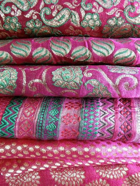 Pin By Renais Sanz On Ethnies Fabric Fabric Patterns Indian Fabric