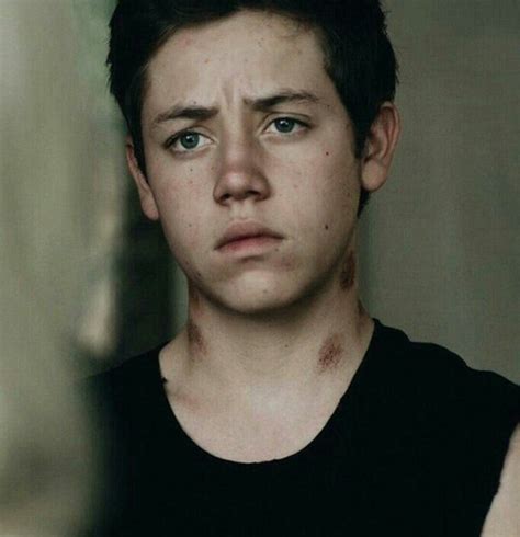 Итан Каткоски Ethan Cutkosky ВКонтакте