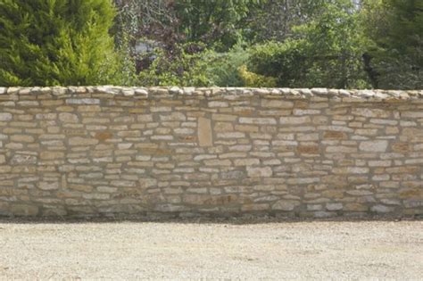 How To Build A Dry Stone Wall Stoneworld