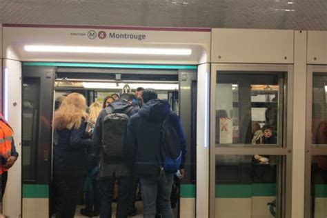 À Paris la ligne 4 du métro fermée après 22 heures à partir de ce lundi