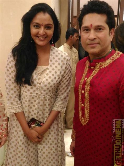 Actress Manju Warrier Gallery Gethu Cinema Actresses Kurta Neck