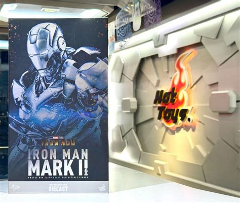 現貨 全新啡盒未開封 Hottoys Hot Toys MMS D MMS Ironman Iron Man Mark II 興趣及遊戲 玩具 遊戲類