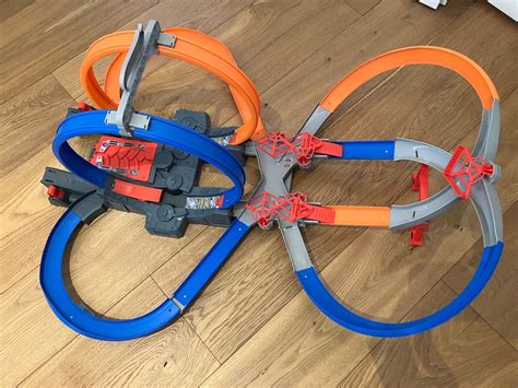 Carrera Bahn Autobahn Looping Hot Wheels Bahn Kaufen Auf Ricardo