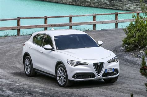 Nuovo Alfa Romeo Stelvio 2022 2023 La Tanto Attesa Versione Rinnovata Del Suv è Pronta