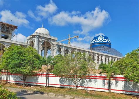 Bentuk Utuh Masjid Agung Batam Sudah Tampak Hmr Optimistis Mei Ini