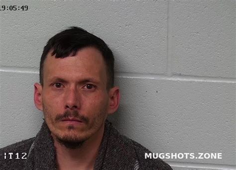 Douglas Shawn Wesley 02082023 Fayette County Mugshots Zone