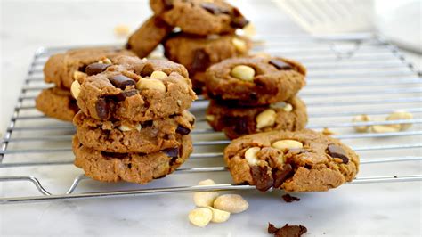 Peanut Butter Chocolate Chunk Cookies Pamelas Products