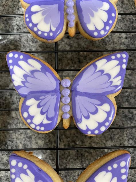 Pin By Lisa Tarver On Spring Sugar Cookies In Butterfly Cookies