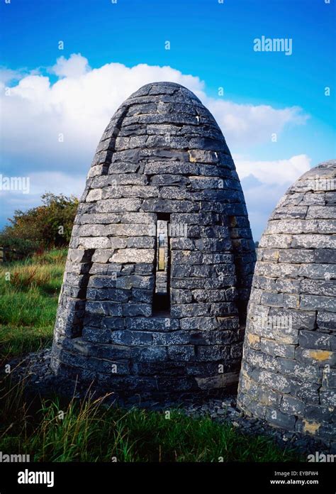 Balbriggan Co Dublin Ireland Clochans Beehive Huts Stock Photo Alamy