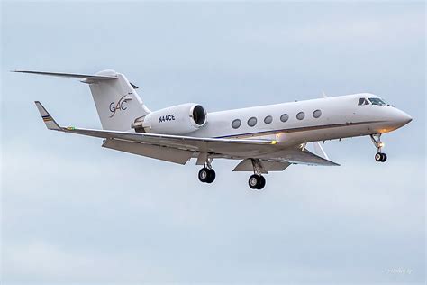 Global Air Charters Gulfstream IV N44CE From Paris Landing Flickr