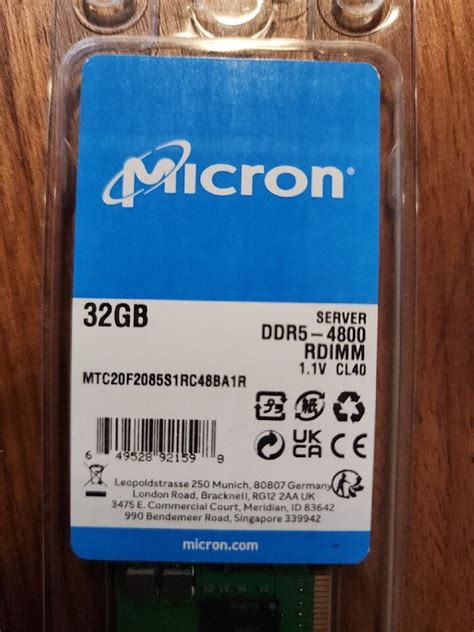 Micron 32GB DDR5 4800 PC5 38400 MTC20F2085S1RC48BA1R ECC Reg Server